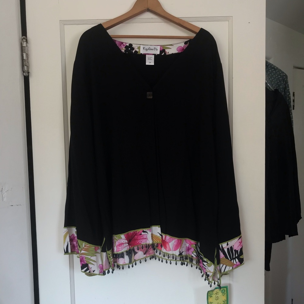 NWT Key Lime Pie/We Be Bop Black blouse with trim